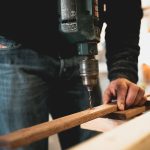 Vind de perfecte klusjesman en tuinman in Utrecht: Tips en adviezen